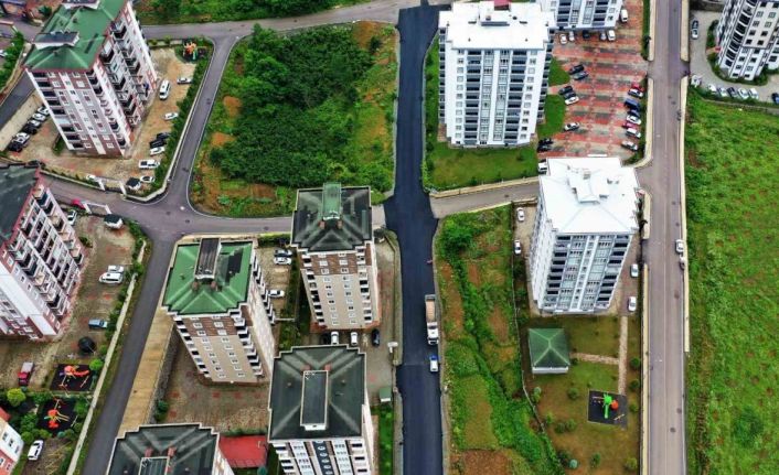 Altınordu’da alt ve üstyapı çalışmaları sürüyor