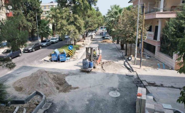 Atatürk Bulvarı’nda alt ve üstyapı çalışmaları sürüyor