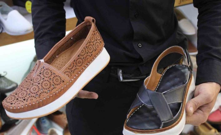 Ayak sağlığına dikkat edenler ortopedik ayakkabıları tercih ediyor