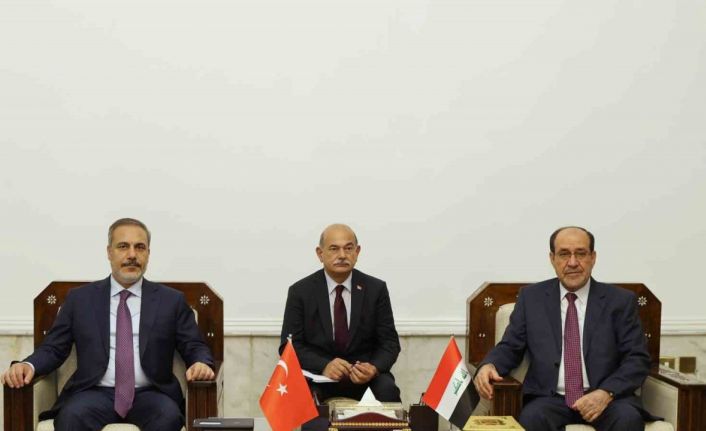 Bakan Fidan, Ulusal Hikmet Akımı Lideri Hekim ve Kanun Devleti Koalisyonu Lideri Maliki ile görüştü