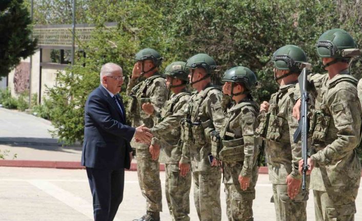 Bakan Güler: “Kıbrıs’ta meydana gelen son olaylarla ilgili Kuzey Kıbrıs Türk Cumhuriyeti makamlarının haklı tepkisini tamamıyla destekliyoruz”