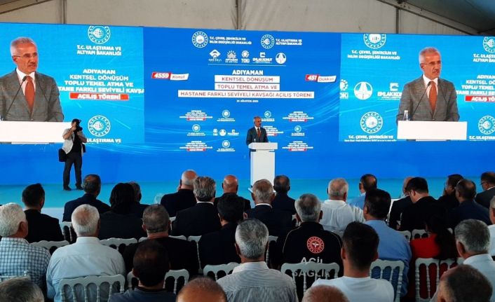 Bakan Uraloğlu: "Çelikhan yolunun ihalesini 2023 yılında yapmış, 2024 yılında da çalışmalara başlamış olacağız"