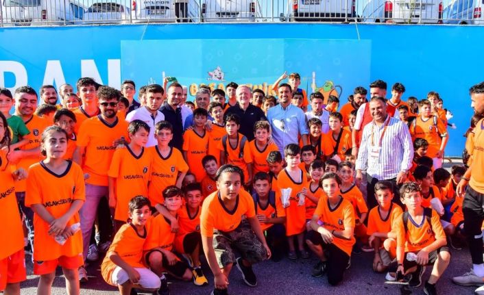 Başakşehir’den bir ilk; tribünde çocuk parkı
