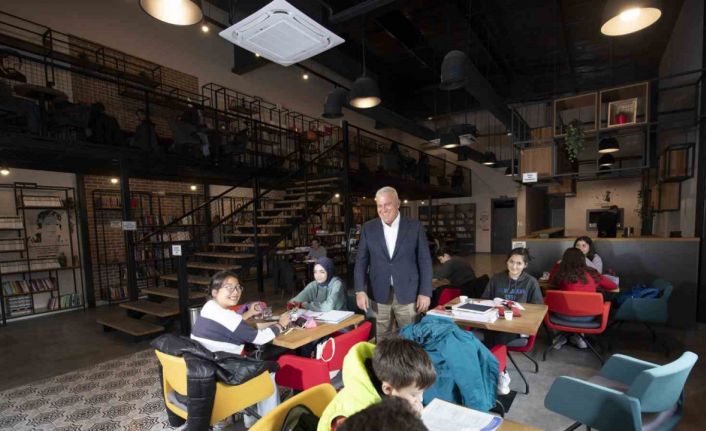 Başkan Atay Efeler’i ’marka kent’ yapmak için çalışmalarını sürdürüyor