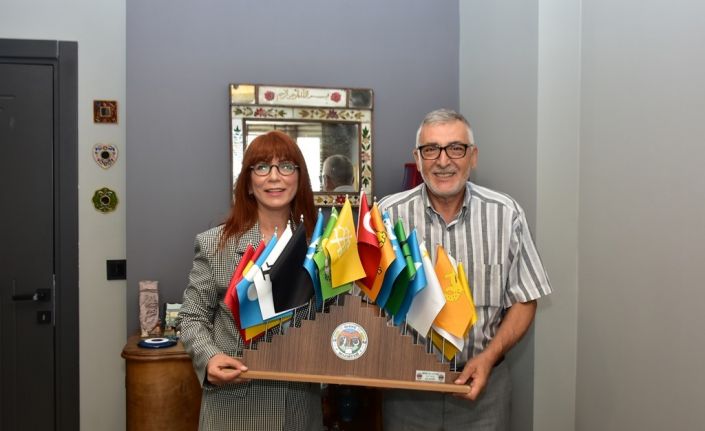 Başkan Bozkurt’tan Yeşilay Eskişehir Şube Başkanı Dökmeci’ye hayırlı olsun ziyareti