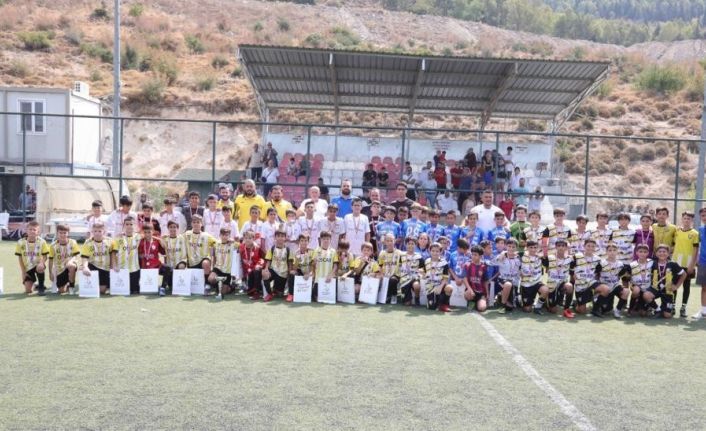 Bayraklı’da cumhuriyet turnuvasına unutulmaz final