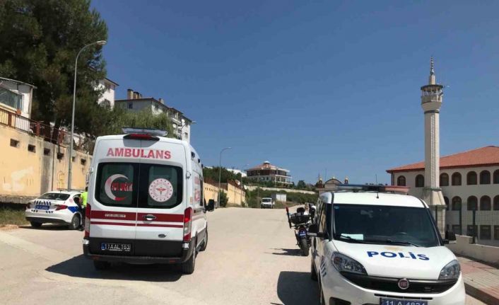 Bilecik’te bisiklet ile otomobilin çarpışması sonucu küçük çocuk yaralandı