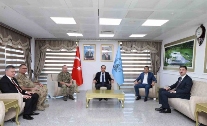 Bingöl Valisi Usta, göreve başladı