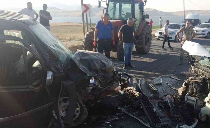 Bitlis’te trafik kazası: 8 yaralı