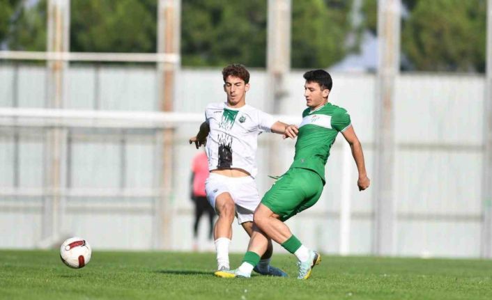 Bursaspor hazırlık maçında İnegöl Kafkasspor’u 1-0 yendi
