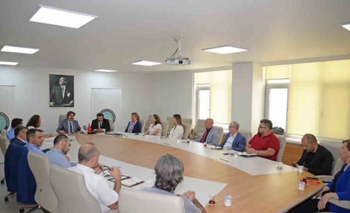 BUÜ’de yeni koordinatörlerle ilk toplantı yapıldı