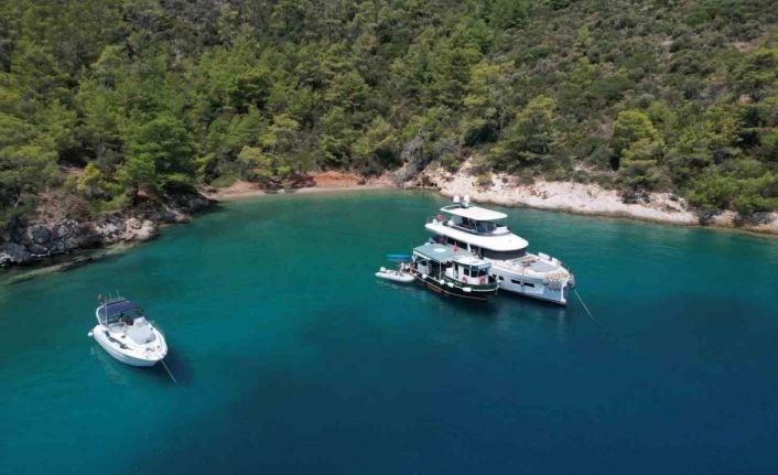 Büyükşehir atık alım tekneleri günlük 20 bin litre pis suyun bertarafını yapıyor