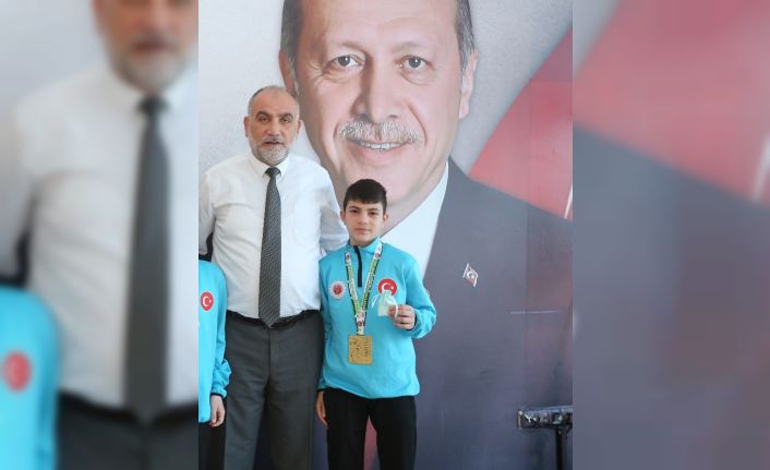 Canikli boksçu, Avrupa Şampiyonası’nda çeyrek finale yükseldi