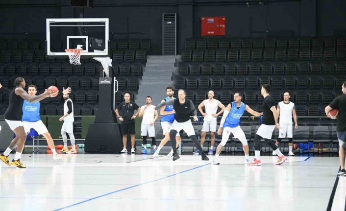 Çayırova Belediyesi bu sezon ilk hazırlık maçına çıkacak