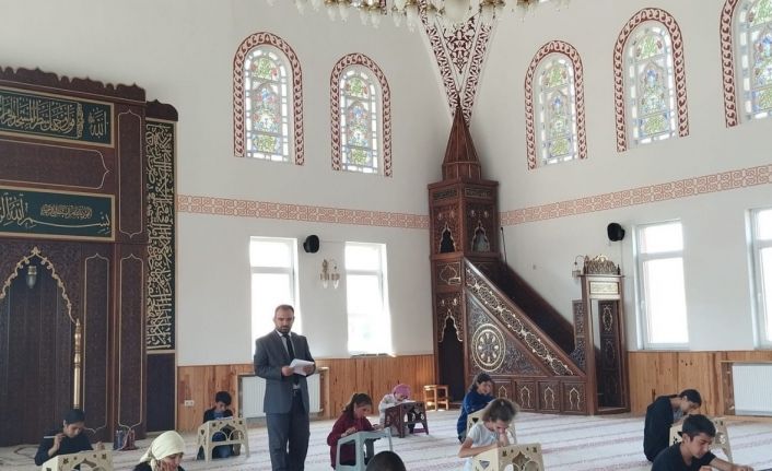Çıldır Müftülüğü’nden öğrenciler arası bilgi yarışması