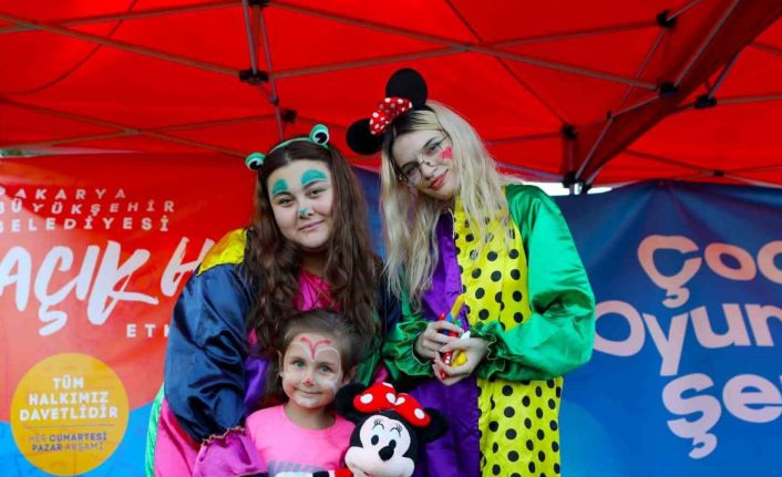 Çocuklar bu şenlikte doyasıya eğlendi
