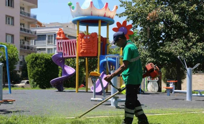 Efeler Belediyesi temizlik çalışmalarını sürdürüyor