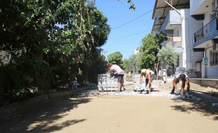 Efeler’de 4 yılda 700 bin metrekare parke yol ve kaldırım imal edildi