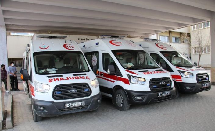 Elazığ’da iki grup arasında bıçaklı kavga:2 yaralı