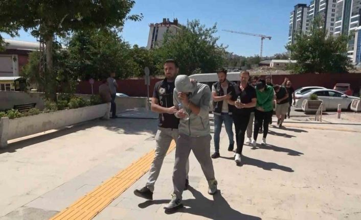 Elazığ’da ki uyuşturucu operasyonunda 5 tutuklama