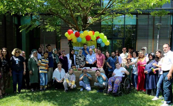 Engelsiz yaz kurslarında en tatlı şenlik