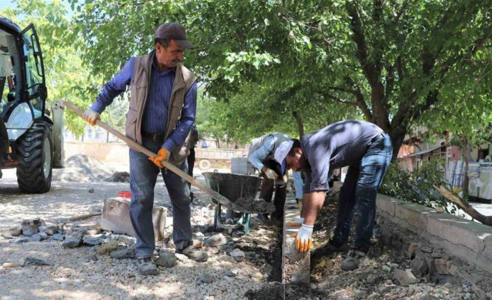 Ergani’de ’Köy Pazarı’ yapımına başlandı