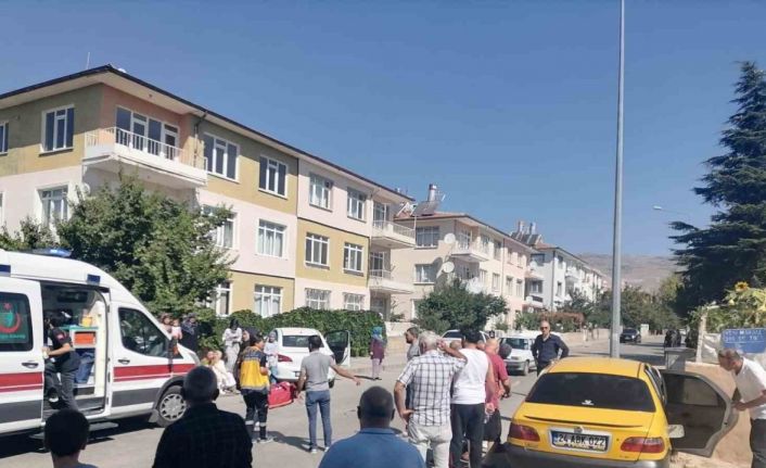 Erzincan’da trafik kazası: 3 yaralı