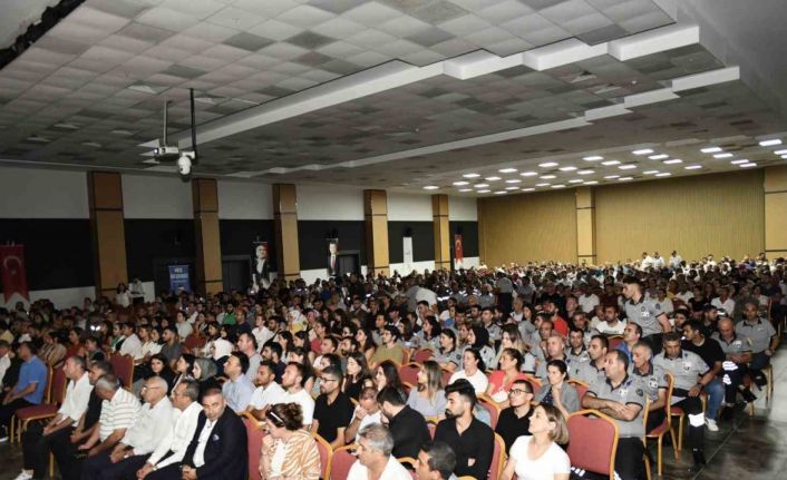 Esenyurt Belediye Başkanı Bozkurt: "Görevimiz Esenyurtluları mutlu ve huzurlu kılmak"