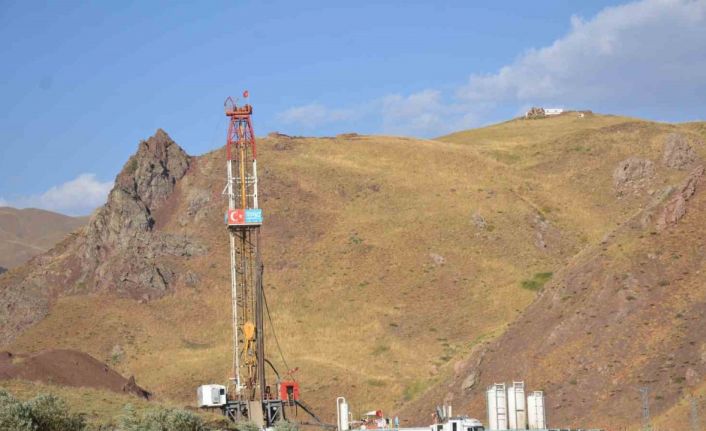 Gabar ve Cudi Dağlarından sonra Kato Dağı ve Faraşin Yaylası’nda petrol arama çalışması başladı