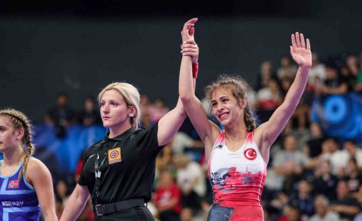 Hava Konca’dan bronz madalya