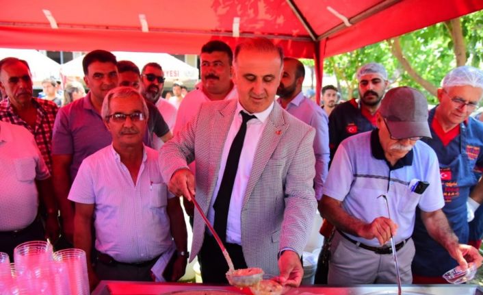 İncirliova’da halk aşureye doydu