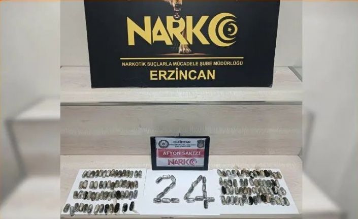 İranlı uyuşturucu kuryelerinin midesinden 2 kilo uyuşturucu çıktı