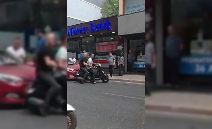 İstanbul’da trafikte kavga kamerada: “Ağabey vurma” diye yalvardı, yüzü kanlar içinde kaldı