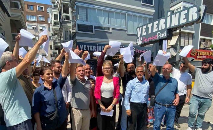 İYİ Parti İzmir’de istifa depremi yaşandı