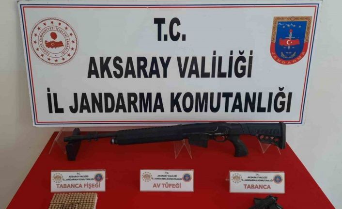 Jandarmadan kaçak silah operasyonu: 2 gözaltı