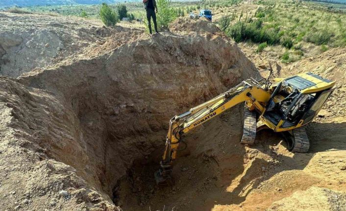 Kaçak kazı yapan 5 şüpheli suçüstü yakalandı