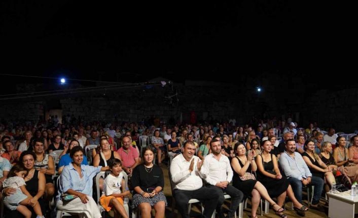 Kaleiçi’nde 90’lar rüzgarı esti