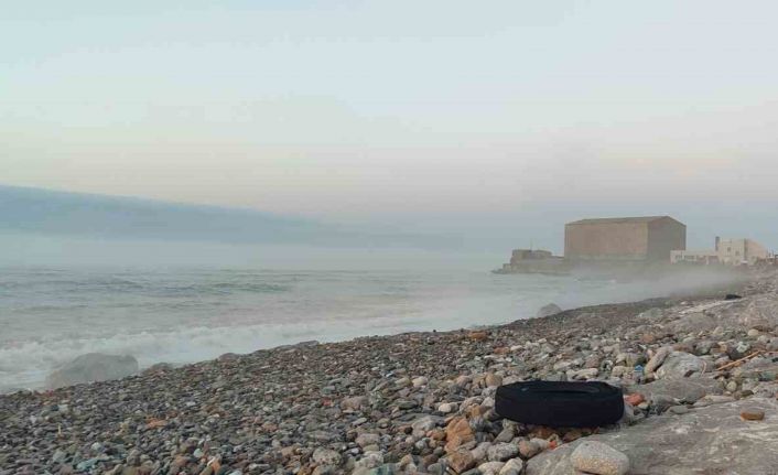 Kastamonu’da deniz sıcaklığı 11 dereceye düştü, denizin üzerinde sis bulutu oluştu