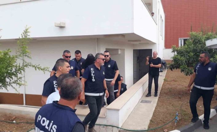 KKTC’deki gece kulübü cinayetinde güvenlik görevlisi ile iş yeri sahibine tutuklama kararı