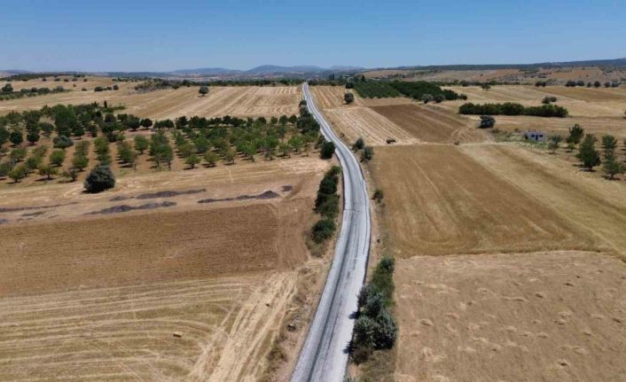 Konya Büyükşehir Bozkır-Harmanpınar Mahalle yolunu tamamladı