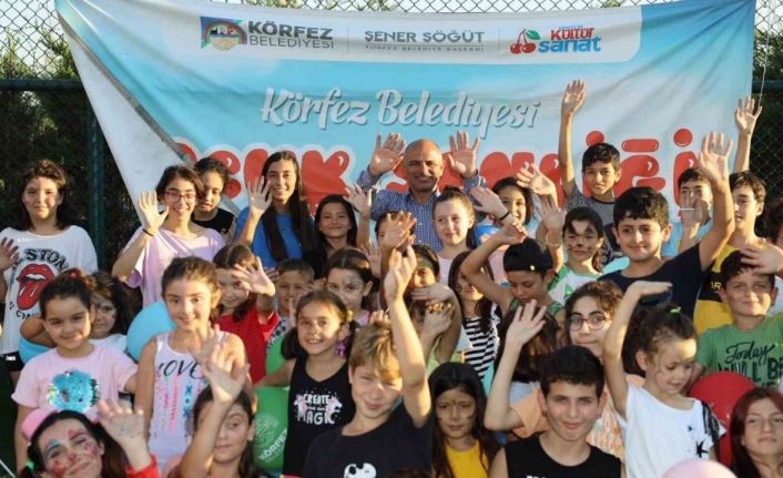 Körfez’de çocuklar gönüllerince eğleniyor