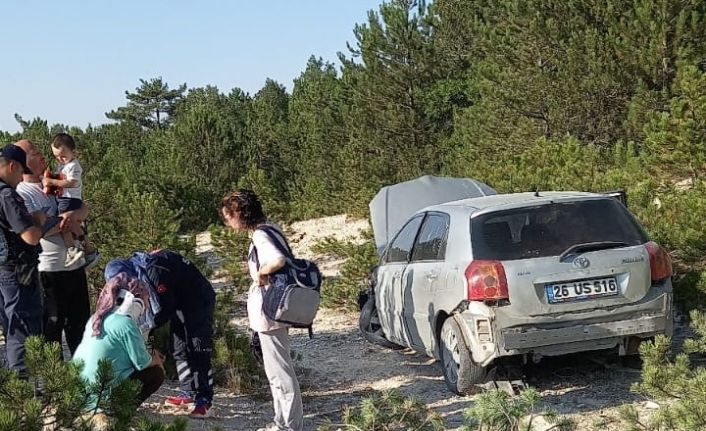 Kütahya iki otomobil çarpıştı: 6 yaralı