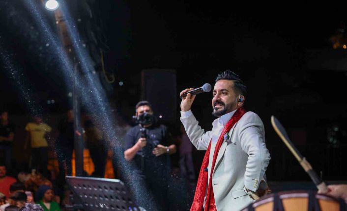 Mahallemde konser var etkinliklerine yoğun ilgi