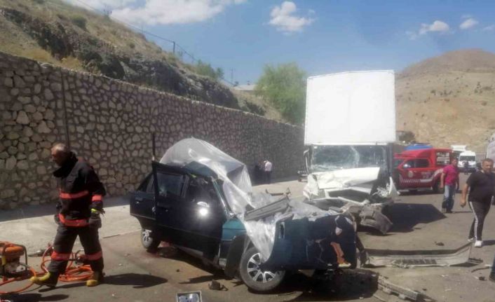 Malatya’da feci kaza: 2 ölü, 1 yaralı