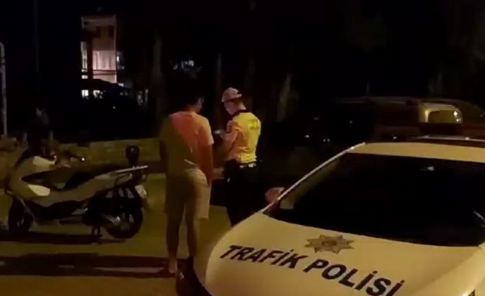 Marmaris’te polis ekipleri tehlikeli motosiklet kullananları affetmedi