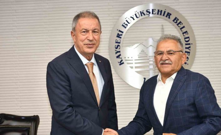 Milli Savunma Komisyonu Başkanı Akar: "Başlayan projelerimiz var. Yakından takip ediyoruz"