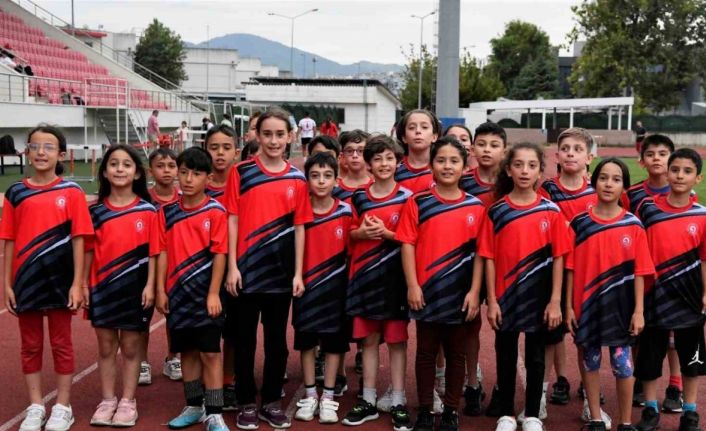 Minik atletler, milli takım için çalışıyor