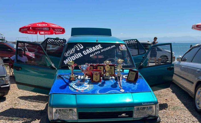 Modifiye otomobil sevdalıları Sinop’ta buluştu