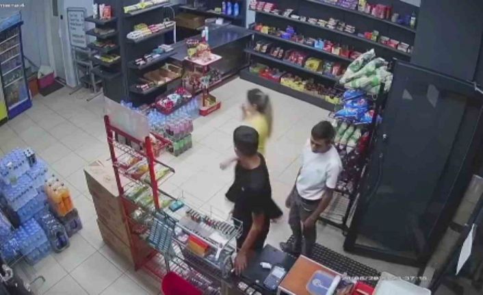 Müşteri gibi geldi, telefonu çalıp gitti