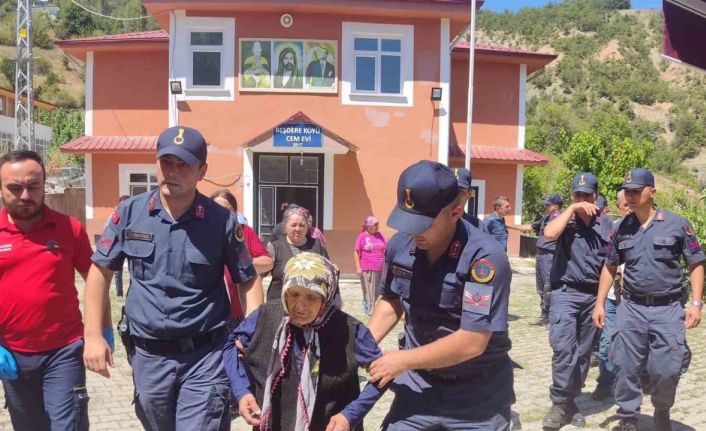 Ormanda kaybolan yaşlı kadın 20 saat sonra bulundu